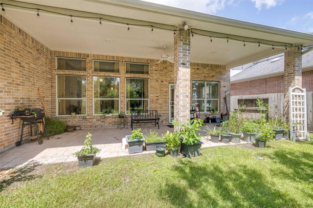 5722 Ballina Canyon Lane, Houston, TX 77041