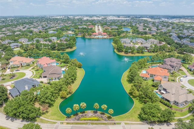 5722 Ballina Canyon Lane, Houston, TX 77041