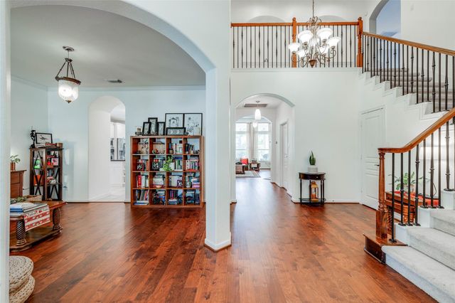 5722 Ballina Canyon Lane, Houston, TX 77041