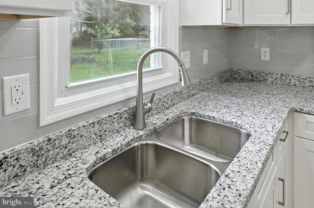 26 O'FLINN ST, Luray, VA 22835