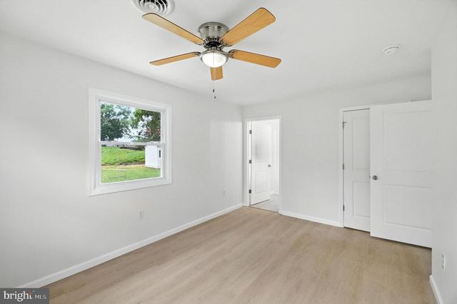 26 O'FLINN ST, Luray, VA 22835