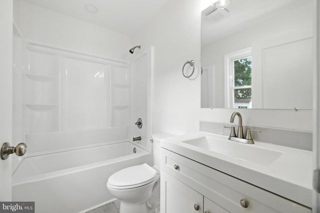 26 O'FLINN ST, Luray, VA 22835