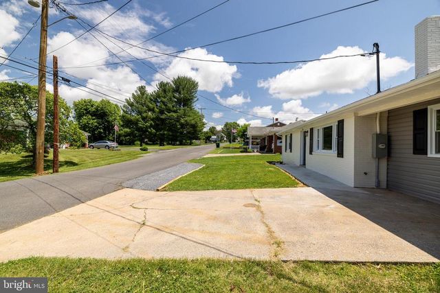 26 O'FLINN ST, Luray, VA 22835