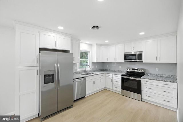 26 O'FLINN ST, Luray, VA 22835