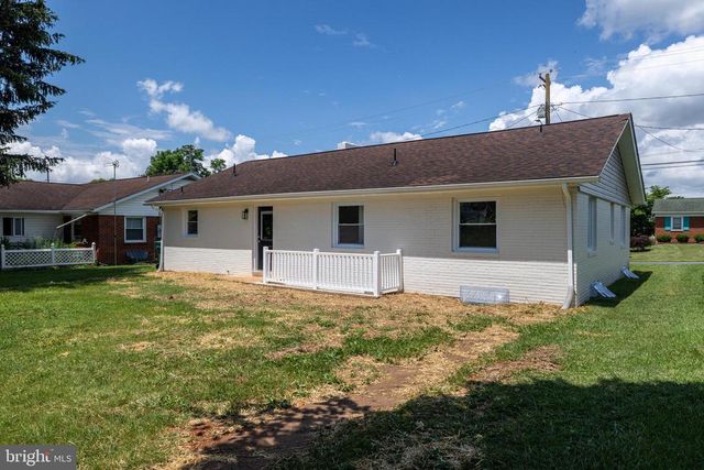 26 O'FLINN ST, Luray, VA 22835