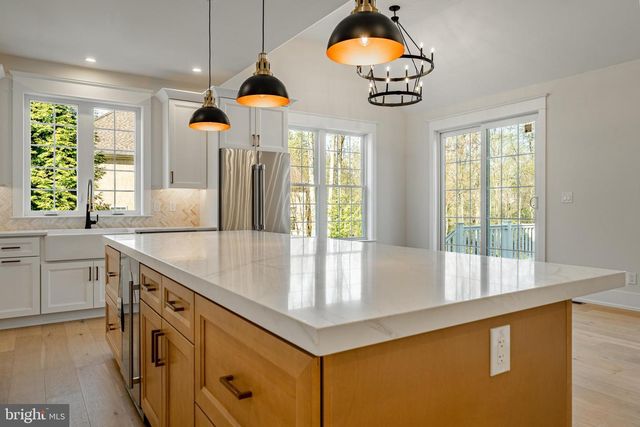 109 W FORGE RD, Glen Mills, PA 19342