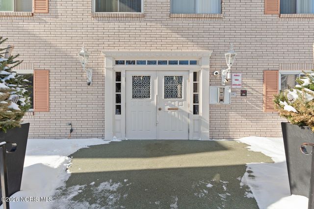 3010 W Central Avenue, Apt 105, Toledo, OH 43606