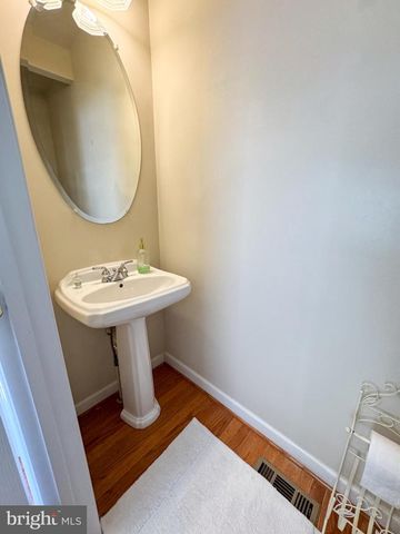 198 HIDDEN FOREST CT, Gaithersburg, MD 20877
