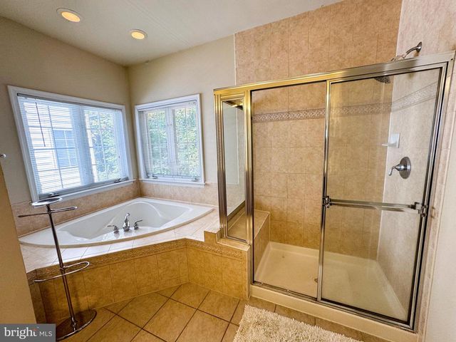 198 HIDDEN FOREST CT, Gaithersburg, MD 20877
