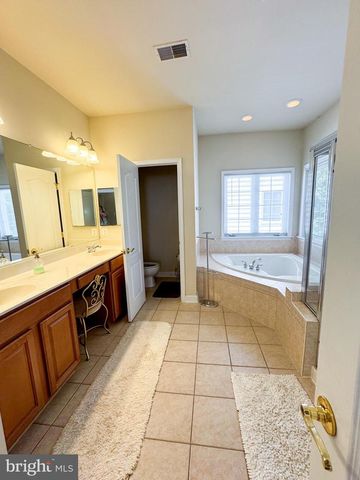 198 HIDDEN FOREST CT, Gaithersburg, MD 20877