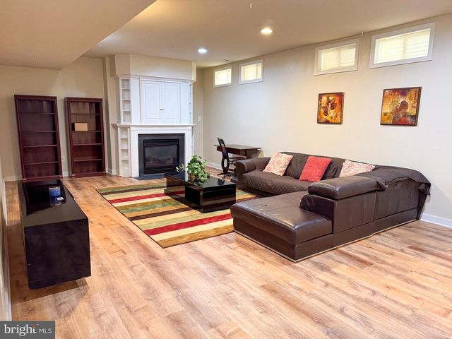 198 HIDDEN FOREST CT, Gaithersburg, MD 20877