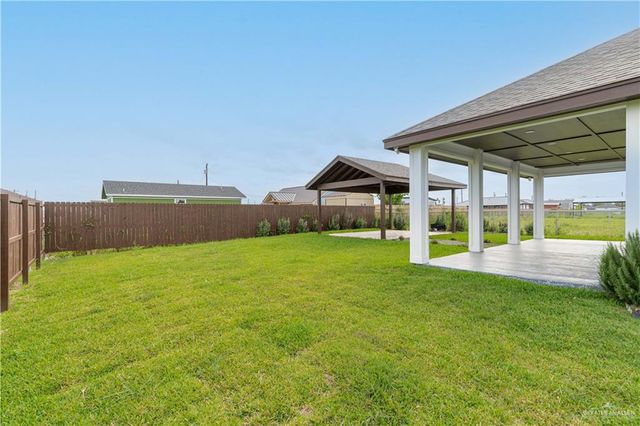 201 Contento Avenue, Donna, TX 78537