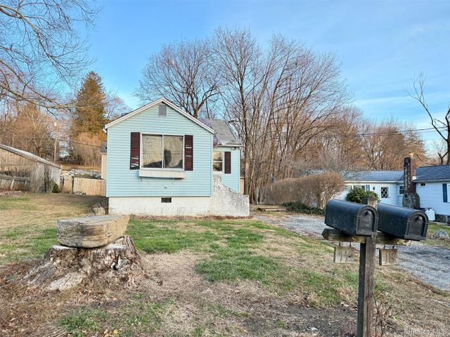 18 Geneva Drive, Carmel, NY 10512