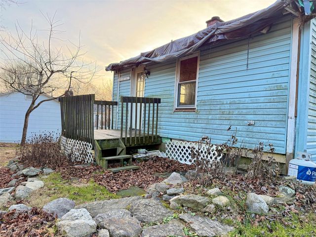 18 Geneva Drive, Carmel, NY 10512