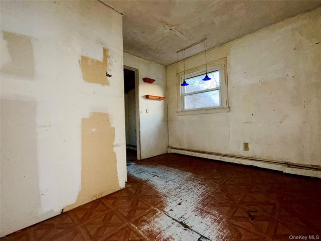 18 Geneva Drive, Carmel, NY 10512