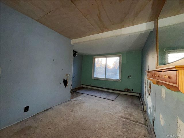 18 Geneva Drive, Carmel, NY 10512