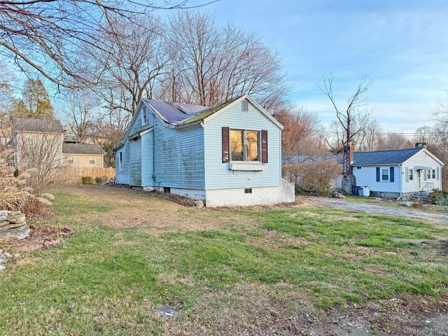 18 Geneva Drive, Carmel, NY 10512