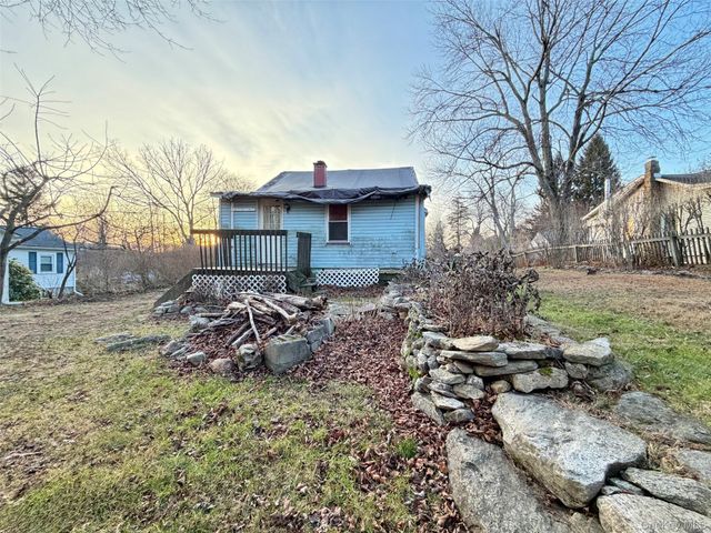 18 Geneva Drive, Carmel, NY 10512