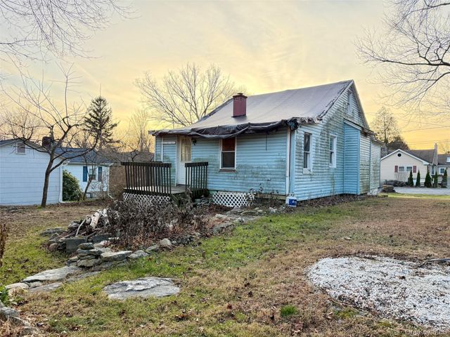 18 Geneva Drive, Carmel, NY 10512