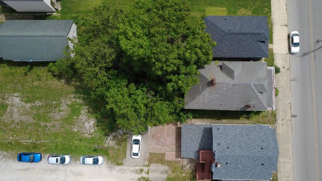 1742 7th Avenue, Huntington, WV 25701