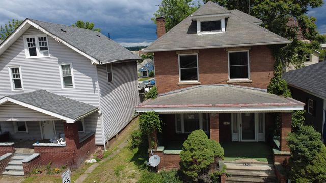 1742 7th Avenue, Huntington, WV 25701