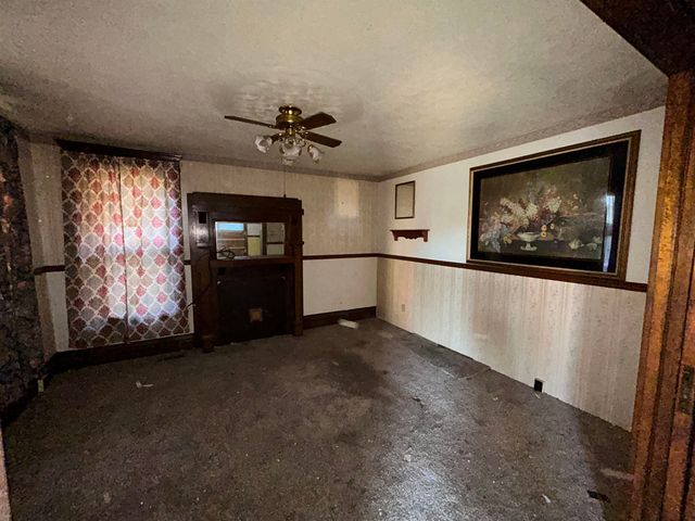 1742 7th Avenue, Huntington, WV 25701