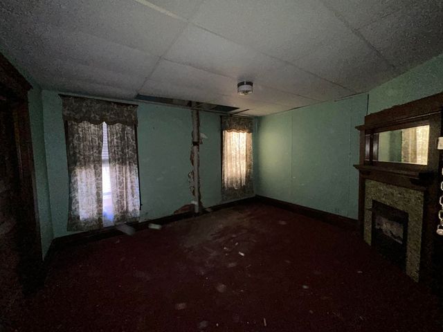 1742 7th Avenue, Huntington, WV 25701