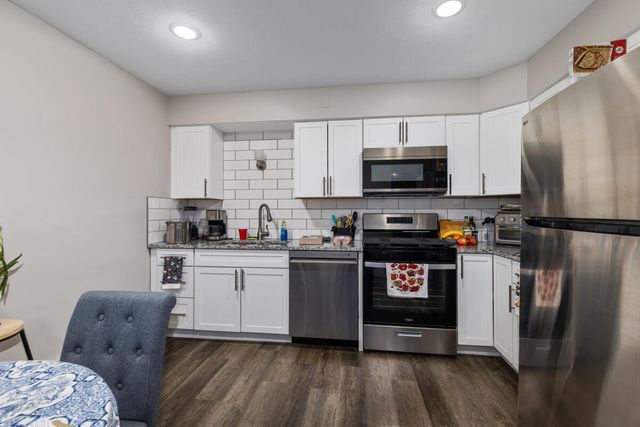 1920 Porter Street Sw, City Of Wyoming, MI 49519