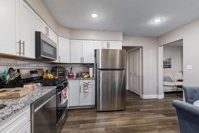 1920 Porter Street Sw, City Of Wyoming, MI 49519