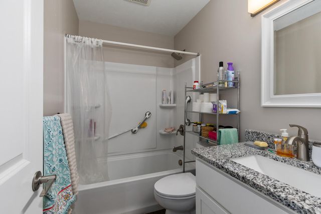 1920 Porter Street Sw, City Of Wyoming, MI 49519