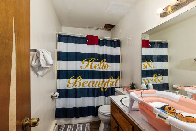 1920 Porter Street Sw, City Of Wyoming, MI 49519