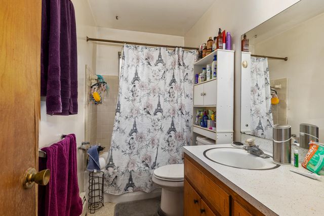 1920 Porter Street Sw, City Of Wyoming, MI 49519