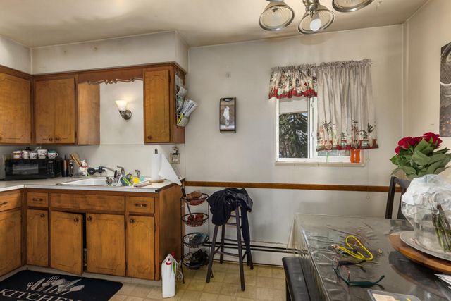 1920 Porter Street Sw, City Of Wyoming, MI 49519