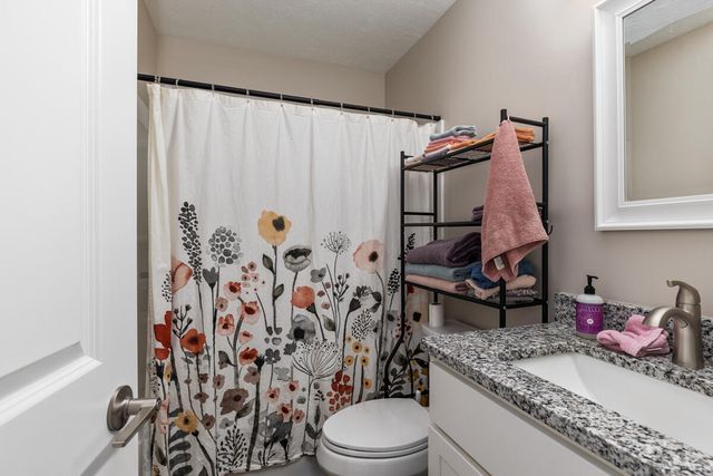 1920 Porter Street Sw, City Of Wyoming, MI 49519