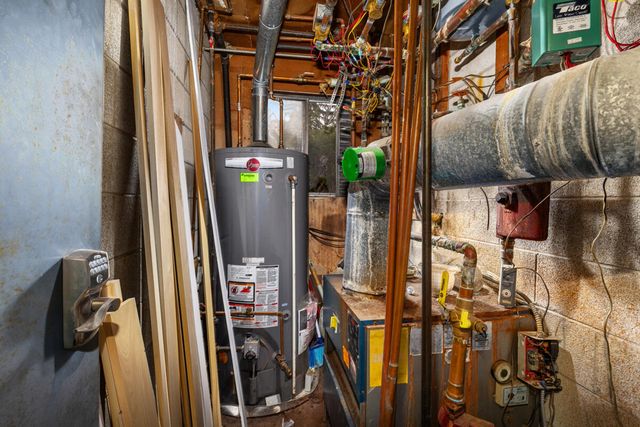 1920 Porter Street Sw, City Of Wyoming, MI 49519