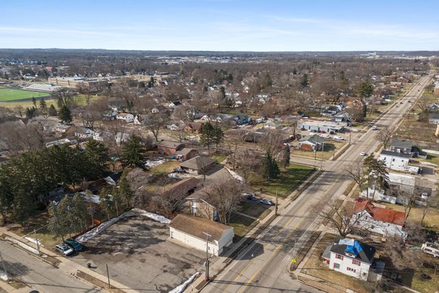 1920 Porter Street Sw, City Of Wyoming, MI 49519