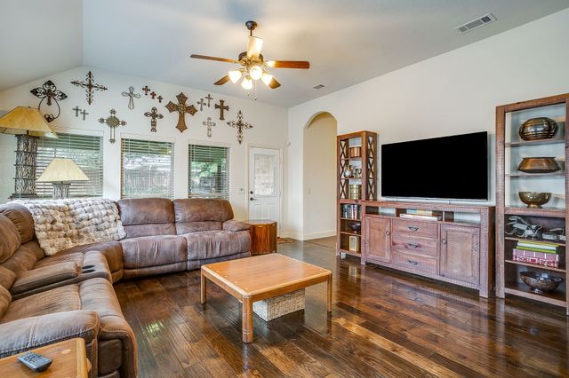 1169 Spring Cress Drive, Burleson, TX 76028