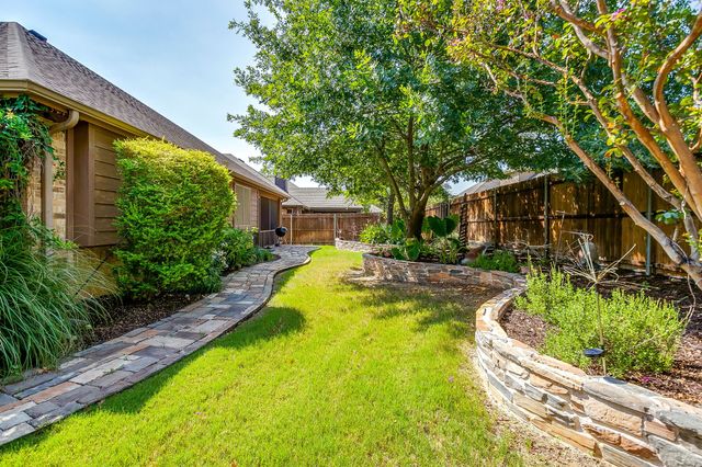 1169 Spring Cress Drive, Burleson, TX 76028
