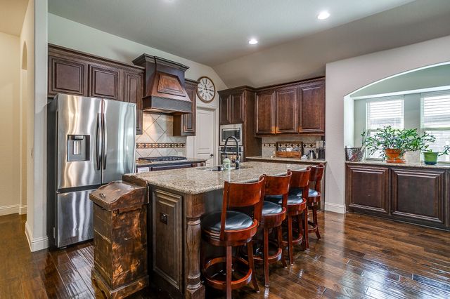 1169 Spring Cress Drive, Burleson, TX 76028