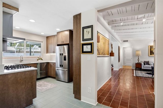 6311 BAHAMA SHORES DRIVE S, St Petersburg, FL 33705