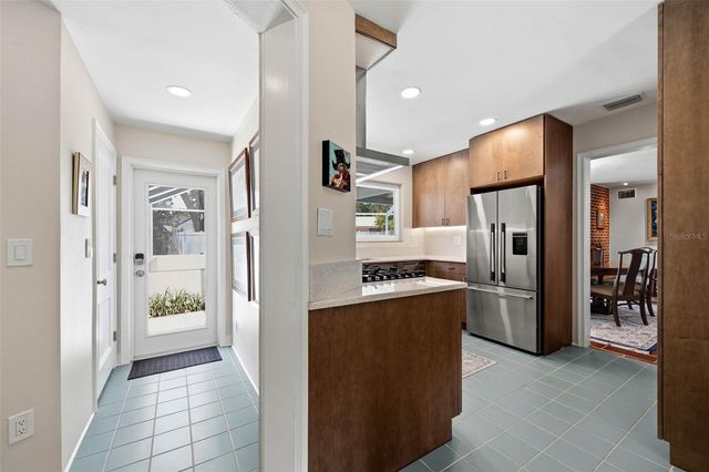 6311 BAHAMA SHORES DRIVE S, St Petersburg, FL 33705
