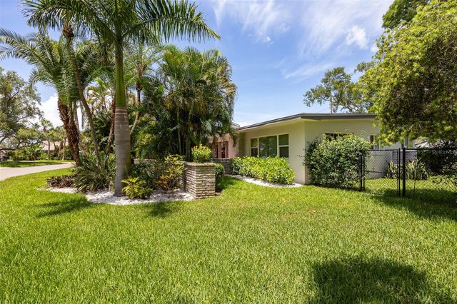 6311 BAHAMA SHORES DRIVE S, St Petersburg, FL 33705