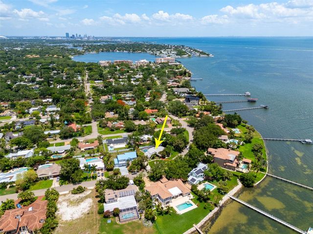 6311 BAHAMA SHORES DRIVE S, St Petersburg, FL 33705