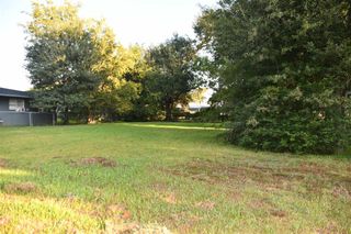 1609 Meadow Dr Drive, Lake Charles, LA 70607