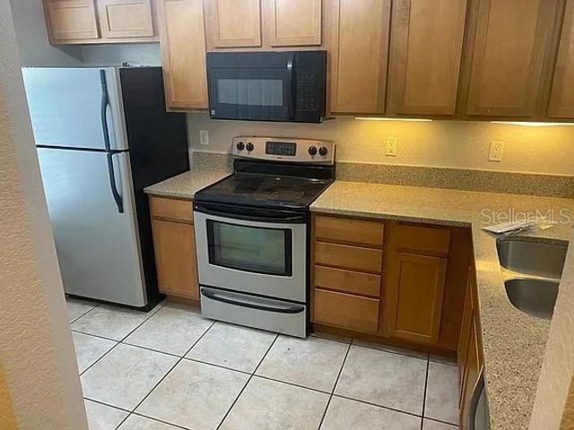 2508 SW 35TH PLACE S111, Gainesville, FL 32608