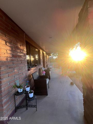 921 E 20TH Street, Douglas, AZ 85607