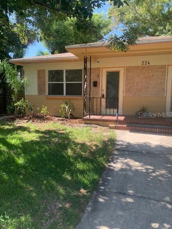 224 11TH AVENUE N 1, St Petersburg, FL 33701