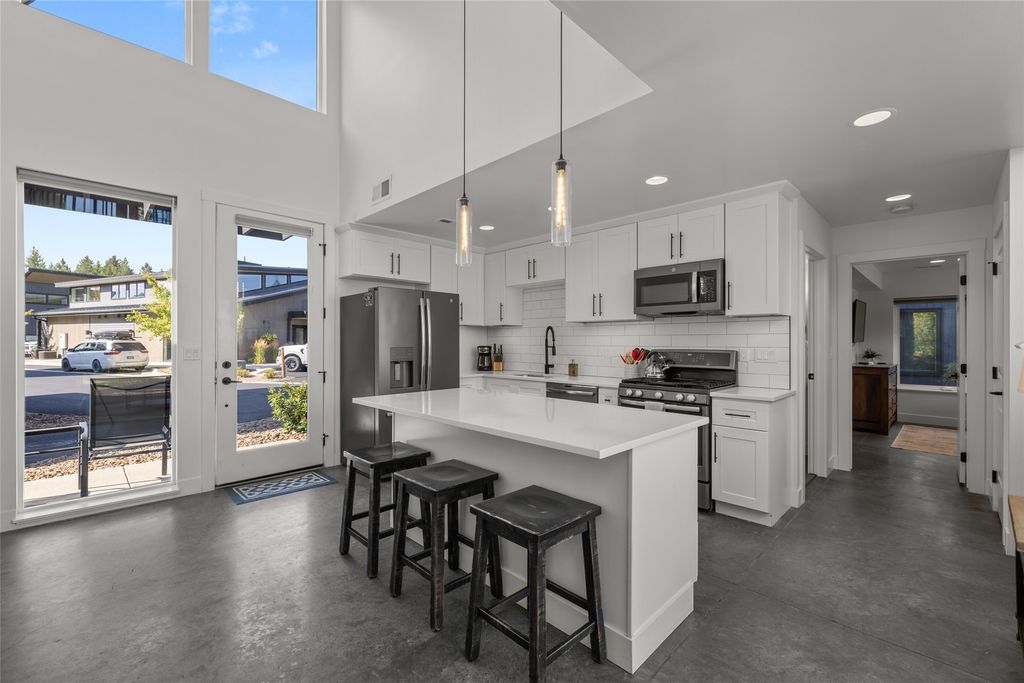 114 Jasper Loop, Whitefish, MT 59937 photo 11