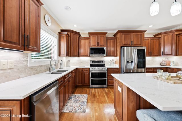 11003 Little Spring Blvd, Louisville, KY 40291