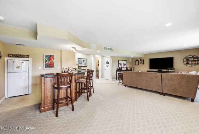 11003 Little Spring Blvd, Louisville, KY 40291
